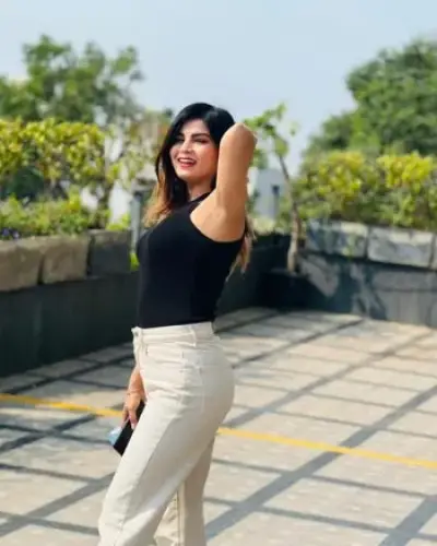 Call Girls Pratapnagar Cash On Delivery